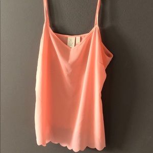 By Eloise peach scalloped tank top